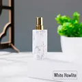 Sechseckige weiße Türkis-Kristall-Parfüm-Sprühflasche mit goldener Sprühdüse für Öle - Howlith