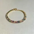 Bracelet tennis arc-en-ciel plaqué or élégant avec des pierres de zircone carrées - Style Double Rangée de Strass Colorés / Or