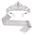 Vue détaillée de l'écharpe pailletée argentée avec texte Birthday Princess et diadème - Ensemble de 2 Pièces Coloré