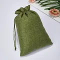 Grüner Sackleinen-Kordelzugbeutel für Schmuckverpackungen und kleine Geschenke in Natur-Optik - Armeegrün