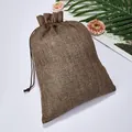 Brauner rustikaler Jutebeutel mit Kordelzug für Schmuck und Geschenke - Dunkelbraun