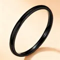 Eleganter minimalistischer schwarzer Edelstahl-Ring mit glatter, polierter Oberfläche - Größe 5 / 2mm Breite / Schwarz