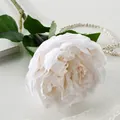 Elegante weiße künstliche Pfingstrose für Hochzeitsdeko im Monet-Garten-Stil - Austin Rose White