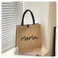 Borsa tote in juta di alta qualità con manici neri e stampa Mama con design a cuore - Piccola Mamma / Dimensioni Piccole: 26*27*14 Dimensioni Grandi: 34*30*17