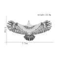 Spilla a forma di aquila argentata con incisione dettagliata della trama delle piume - D895 Argento