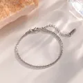 Elegante pulsera de acero de titanio plateada con una cadena brillante para mujer - Pulsera Cielo Estrellado Color Acero