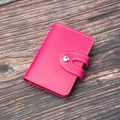 Portacarte rosa fucsia ultra sottile con chiusura a scatto e cuciture bianche a vista - Modello B / Rosso rosa