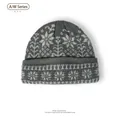 Gorro de punto jacquard gris de invierno para mujer con motivos de copos de nieve - Verde Oscuro
