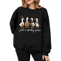 Schwarzes Halloween-Sweatshirt mit vier gruseligen Gänsen in festlichen Kostümen - JSTGI-5347715 / S