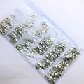 Assortiment de strass blancs AB à dos plat pour nail art en sachet multicellulaire - SS4-SS12 (Environ 1728 Pièces/Paquet) / Opale Blanche