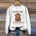 Weißes Sweatshirt mit Highland-Kuh-Grafik und Scotland Is Calling Print - JSTGI-5347695 / S