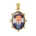 Detail of vintage 18K gold plated pendant with religious figure portrait and zircons - Jose Gregorio Hernandez (S029230-26)