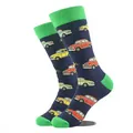 Vue détaillée de chaussettes bleues avec un motif jacquard de voitures anciennes - Gm0060