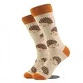 Chaussettes beiges confortables avec motif hérisson marron style pixel pour le quotidien - Gm0043