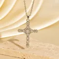 Elegante silberfarbene Kreuzkette mit funkelnden Zirkonia-Steinen für Damen. - C00025 / 18K-Gold