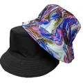 Primo piano di cappelli a secchiello reversibili con stampe tie-dye psichedeliche. - M (56-58cm) / Stile Texture Marmo Blu Rosa (6#)