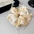 Coletero de satén crema estilo balletcore con lazos de cinta, diámetro 13,5 cm - Estilo Cinta (Diámetro Aprox. 13,5 cm) / Blanco Roto