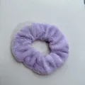 Chouchou en peluche douce lavande pour femmes, accessoire de cheveux élastique en fausse fourrure - Violet foncé