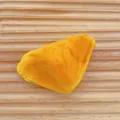 Realistisches gelbes Ananasbrötchen Slow Rebound Squishy Stressabbau Spielzeug für alle - Kleine Dreiecksgebäck
