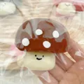 Cute brown mushroom squishy toy with smiley face for stress relief - Brown Mushroom / Brown