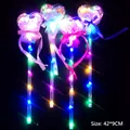 Bacchetta magica a LED a forma di cuore per feste e concerti, dimensioni 42x9cm, luminosa - Bacchetta Magica A Forma Di Cuore Con Palla Di Bolle Di Sapone.