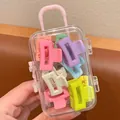 Bunte Mini-Haarklammern für Kinder in süßer Koffer-Aufbewahrungsbox, Bonbonfarben - Quadratische Zehnerpackung (kofferkartons)