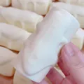 Jouet anti-stress squishy en forme de barre de crème blanche à rebond lent et souple - Style Bâton de Crème / Blanc