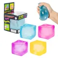 Detalle de juguetes antiestrés en forma de cubitos de hielo de colores con caja - Cubos De Maltosa Transparentes Surtidos De 5 Cm (envase En Caja De Color)