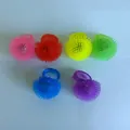 Juego de anillos LED parpadeantes de goma suave para regalos de fiesta - Anillo de Goma Suave de Bola de Pelo Aleatorio