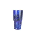 Vista dettagliata del bicchiere termico da 30oz in acciaio con motivo galassia - Confezione da 30oz / Motivo 2 (Cielo Stellato Blu Profondo)
