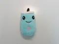 Adorable porte-clés en peluche tasse de thé aux perles bleu avec visage brodé mignon - Tasse de Thé au Lait Bleu Clair / 10cm
