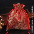 Pochette à bijoux rouge en brocart chinois traditionnel avec motif de vagues 12x15cm - 12x15cm Doublé de Velours / Grandes Vagues Rouges En Brocart