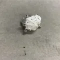Anello regolabile argento bohémien con un grande ornamento in conchiglia bianca - Stile Grande Conchiglia Bianca (2)