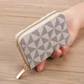 Großer Kartenhalter mit Sternmuster und sicherem Reißverschluss für Kreditkarten - 9 Kartenfächer / Beige