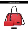 Vista frontal del bolso de mano rojo y billetera con patrón de letras en relieve - Juego de Bolso Tote Rojo / Conjunto de 2 Piezas / Rojo