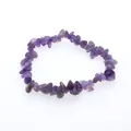 Pulsera elástica hecha a mano con chips de cristal de amatista natural de color lila - Amatista