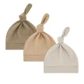 Set mit drei weichen Baby-Knotenmützen aus Baumwolle in neutralen Erdtönen für Babys - Dunkelkhaki + Khaki + Milchtee (einschichtig Ein Schluck) / Einheitsgröße