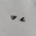 Detailweergave van hartvormige magneetsluitingen voor doe-het-zelf armbanden en kettingen - Hartvormige Zwart-witte K
