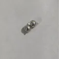 Primo piano di due chiusure magnetiche tonde argento lucido per gioielli fai da te - Rotondo Liscio / 12mm / Argento