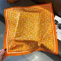 Elegante bufanda cuadrada naranja de 70 cm con estampado floral blanco para mujer - Estilo 8 / 70*70cm