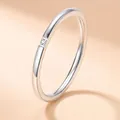 Bague minimaliste en acier titane plaqué argent avec une pierre de cristal claire - Taille 5 / Couleur Acier (1 Strass, 1mm)