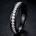 Bague en acier inoxydable noir avec pierres en zircone cubique claires étincelantes - Taille 6 / Demi-rangée de Strass (18-D-2) / Noir