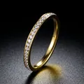 Elegant gold stainless steel ring with sparkling cubic zirconia inlay - US 5 / Gold (2.0 Slim Eternity)