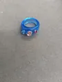Klobiger transparenter blauer Harzring mit bunten eingelegten Strasssteinen für Damen - Transparent Blau Drei Strasssteine / Blau-Rosa