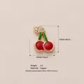 Ciondolo a forma di ciliegia in rame con smalto rosso e pietre trasparenti, 9 mm - Ciondolo Ciliegia (Solo Ciondolo)