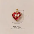 Pendentif cœur en émail rouge en cuivre avec motif de nœud et cristaux, 15mm x 14mm - Pendentif nœud cœur rouge uniquement (Sans chaîne) / 14mm x 15mm