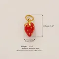 Petit pendentif fraise rouge en acier inoxydable avec détails plaqués or 18 carats - Fraise