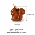Brauner Eichhörnchen-Anhänger aus Kupfer mit Größen- und Gewichtsspezifikationen - Eichhörnchen Anhänger