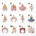 Collezione di ciondoli gioielli rosa tema danza con perle e strass per ragazze - Ciondolo Auditorium