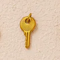 Eleganter 18K vergoldeter Schlüsselanhänger aus Edelstahl für DIY Mode Schmuck Basteln - Schlüsselförmig / Gold